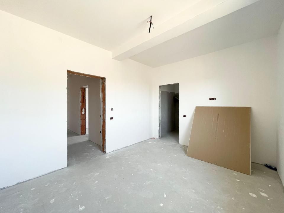 Duplex cu 4 camere, 101mp, despartit prin camera tehnica - Mosnita Noua – fotografia 5 din 12
