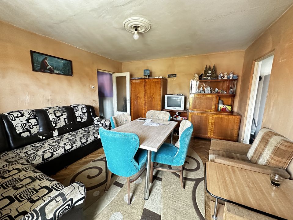 Apartament 3 Camere Vanzare CETATE Flanco Etaj 1, Nefinisat, Centrala Termopane – fotografia 13 din 16