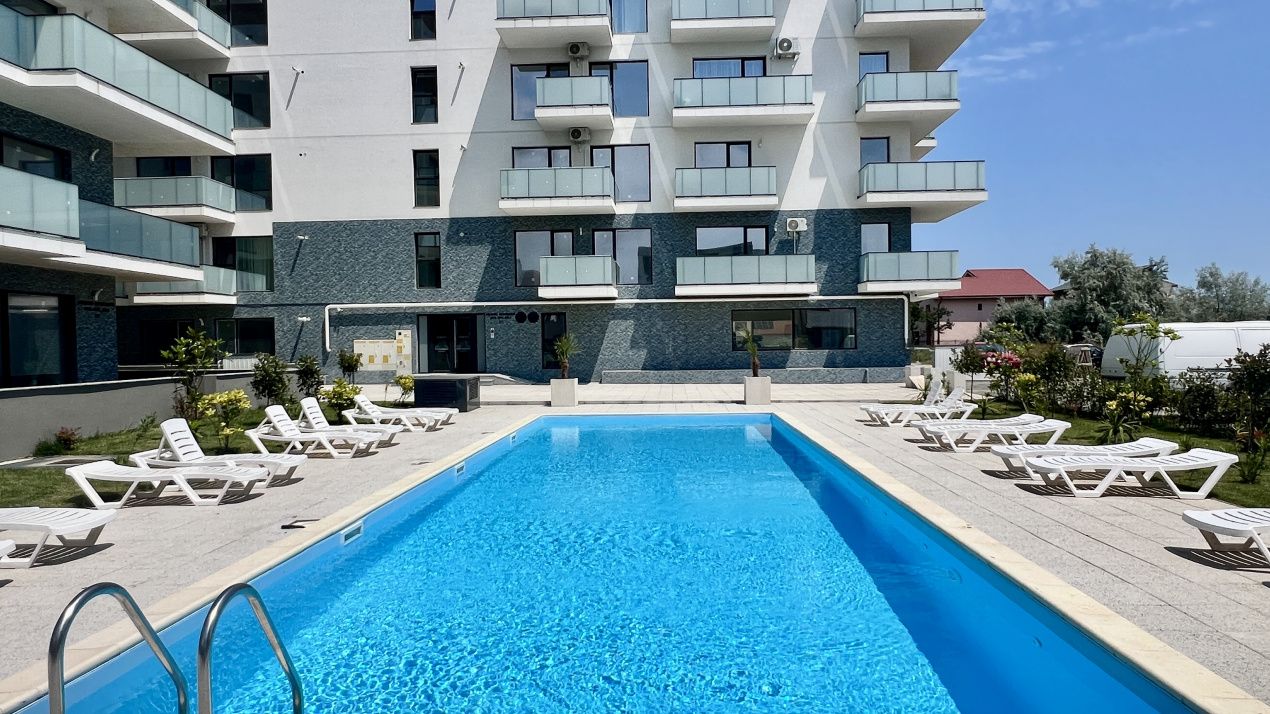 Apartament cu vedere spre curtea interioara, spre piscina in bloc finalizat – fotografia 3 din 23