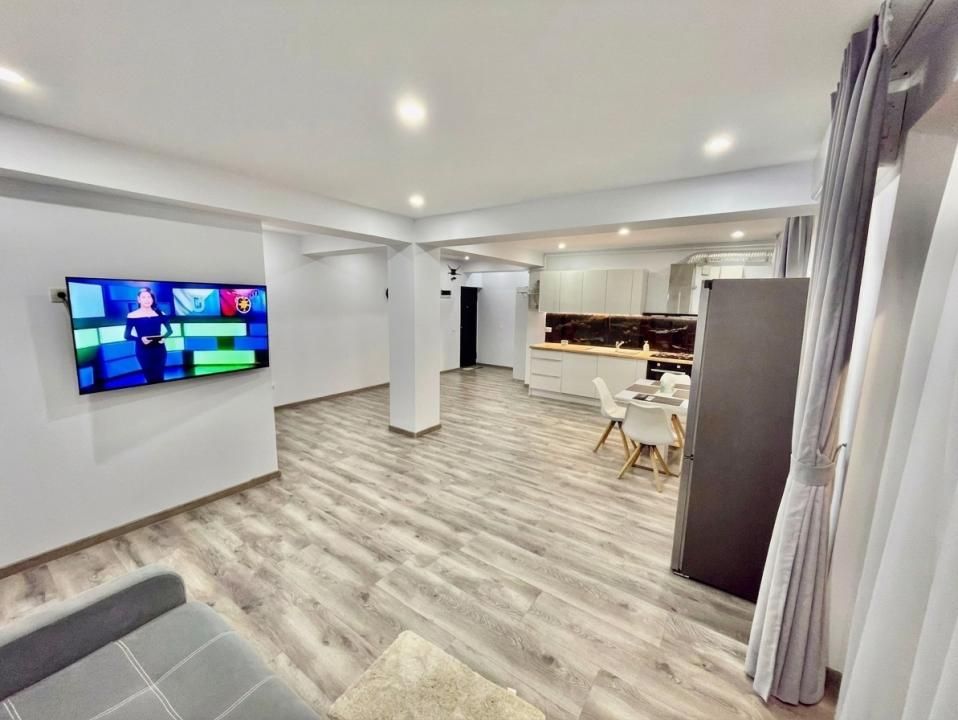 De închiriat Apartament 2 camere cu terasă – fotografia 1 din 12
