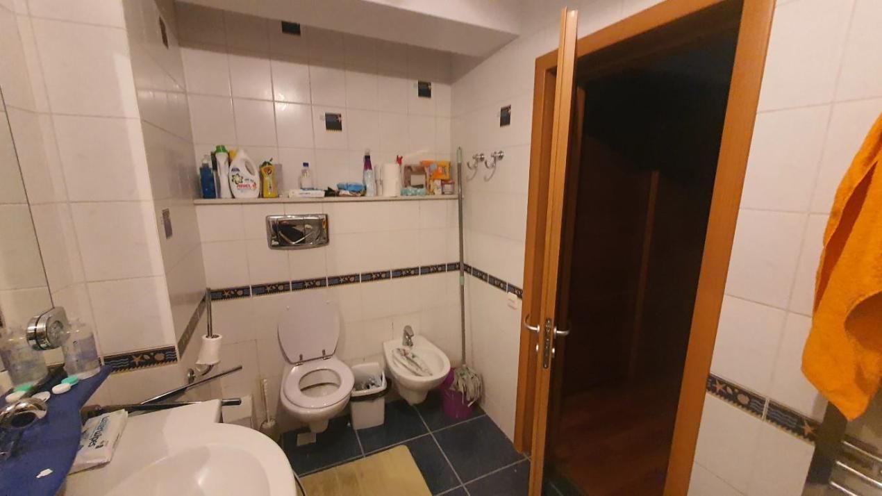 Vilă spațioasă de închiriat Basarabia | 11 camere | Arena Națională – fotografia 6 din 6