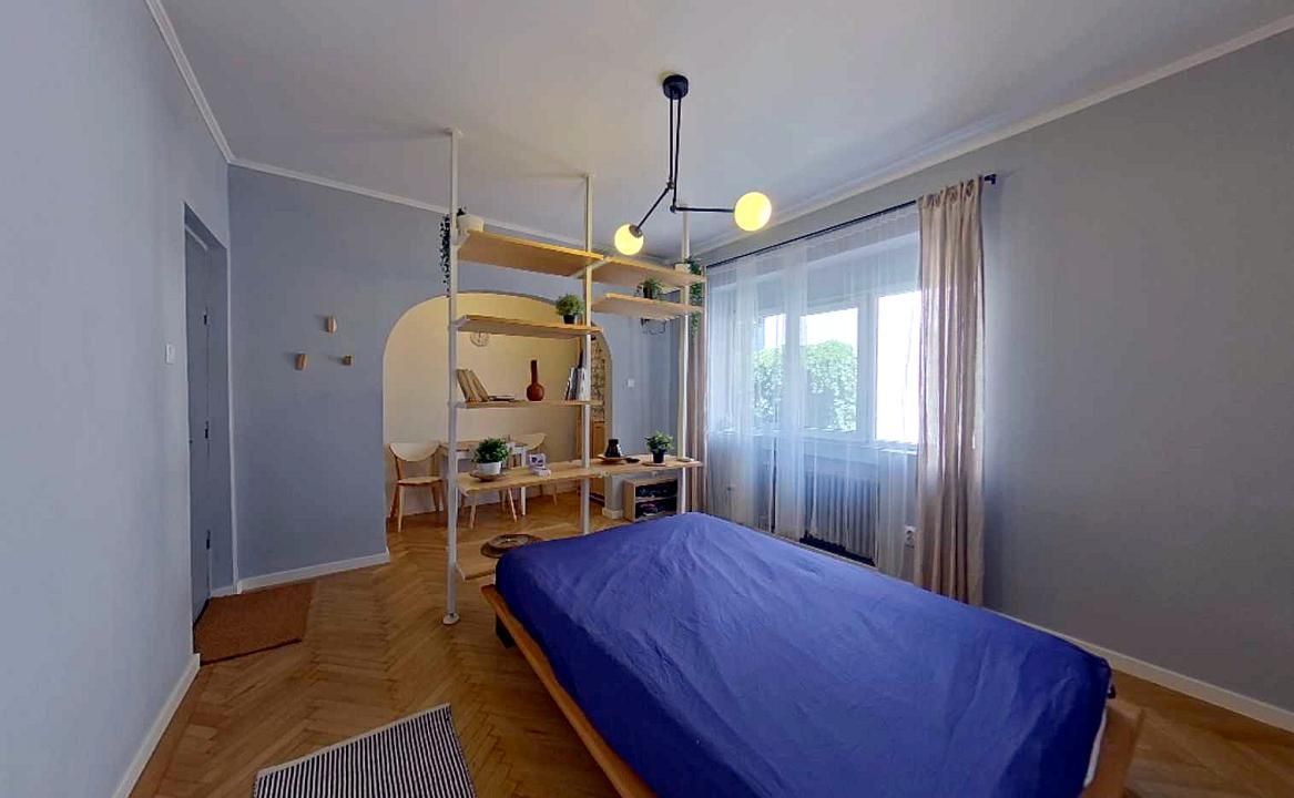 Central Location | Architect-Designed Studio | Turnkey Airbnb Investment – fotografia 12 din 18