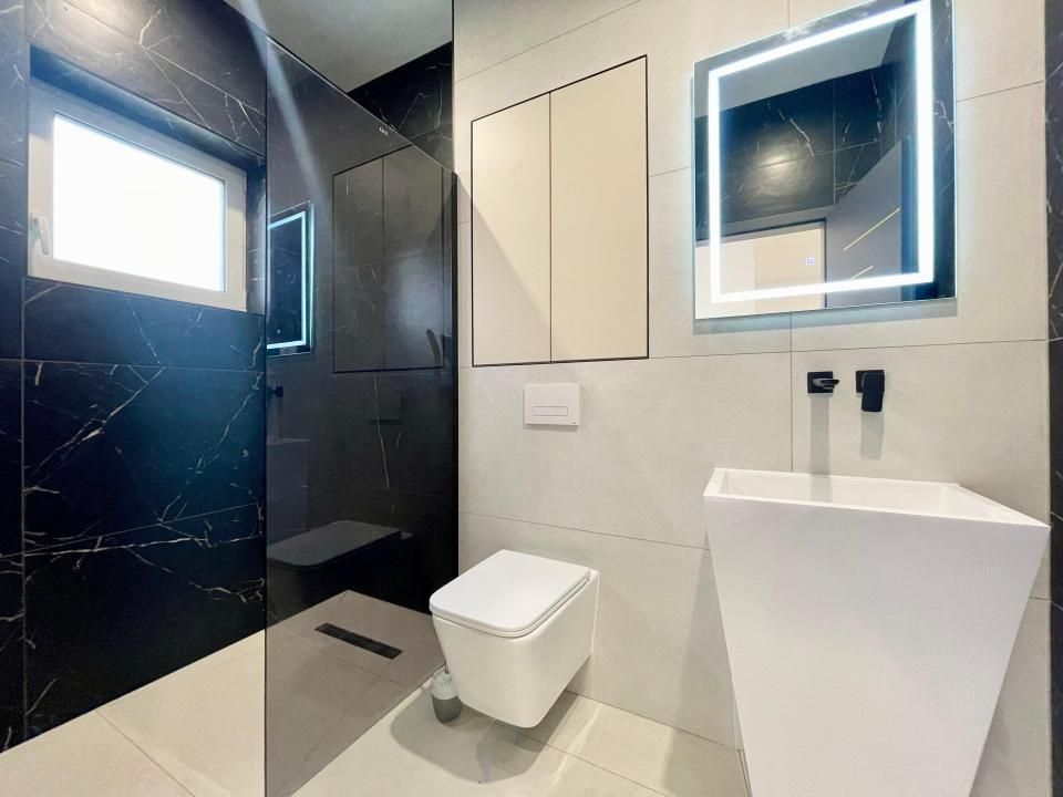 Duplex separat prin camera tehnica, 116mp utili - Mosnita Noua – fotografia 6 din 14