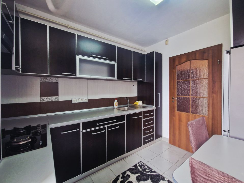 Locuinta moderna, renovata, cu balcon si parcare, strada Tineretului – fotografia 9 din 18