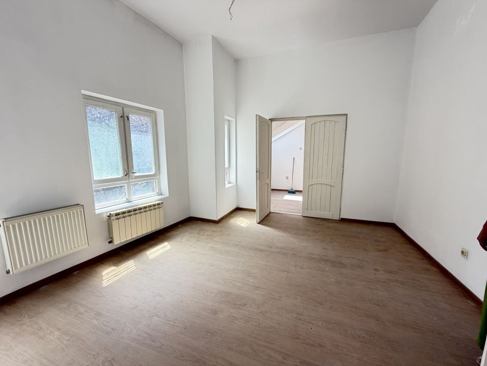 Camera Birou de Inchiriat cu acces si Parcari CENTRU UltraCentral Alba Iulia – fotografia 12 din 24