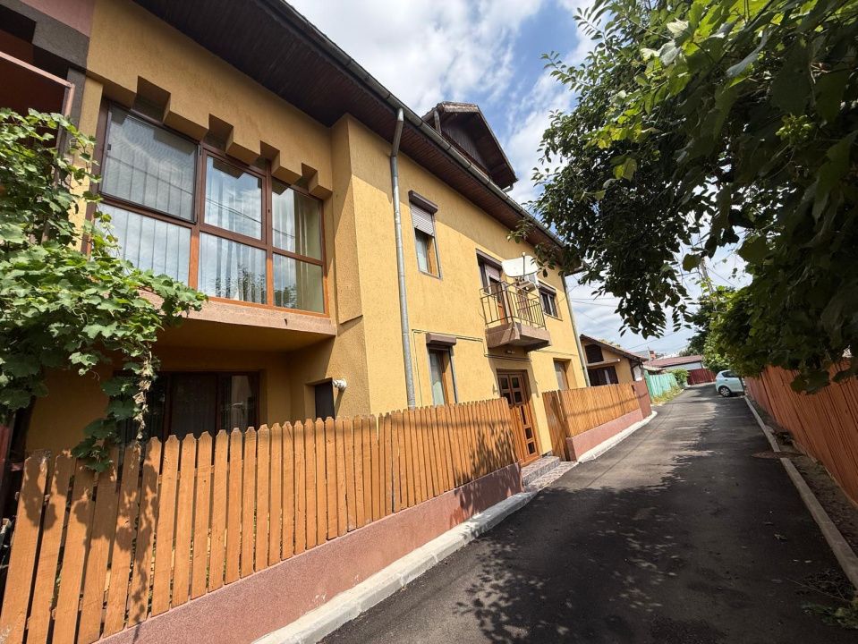 Casa P+1+M , 168mp utili, 181mp teren, zona Piata Mare – fotografia 2 din 13