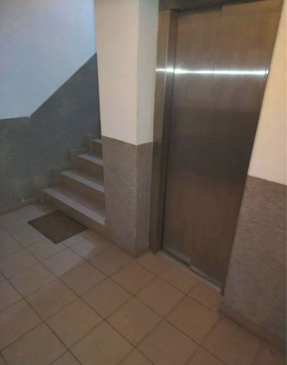 Apartament mare de 180 mp. Pod Mansarda 7 Camere 7 Garsoniere investitie Birouri – fotografia 1 din 8