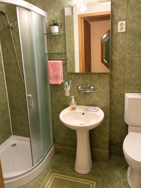 Apartament cu 4 camere de vânzare -Reghin -Făgărașului etaj 2 – fotografia 9 din 10