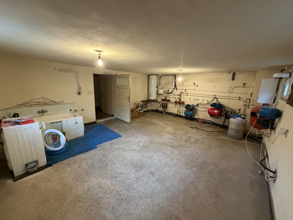 CASA Vintu D+P+E+M cu 4100 mp .Teren Intravilan si Extravilan Utilitati – fotografia 9 din 70