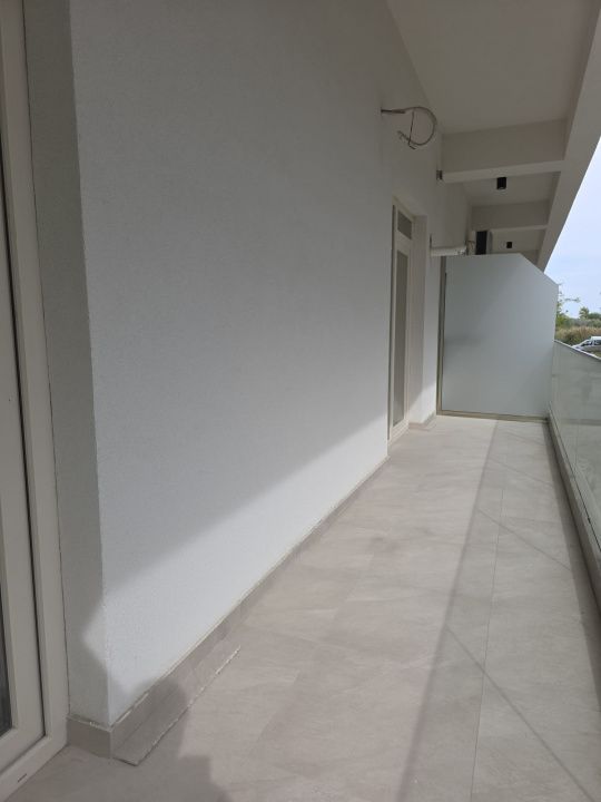 Studio 44 mp cu balcon de 10 mp – Mamaia Nord, aproape de mare – fotografia 12 din 14