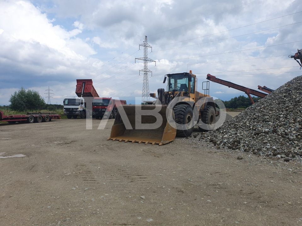Teren si hala 42.000 mp + zona administrativa la 7 minute de Fagaras – fotografia 8 din 11