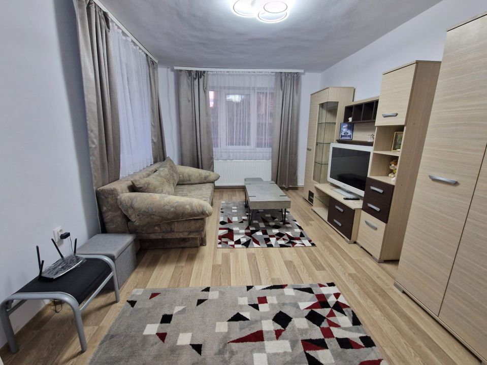 Apartament cu 2 camere la casa, cu parcare in curte, Marasti – fotografia 1 din 12