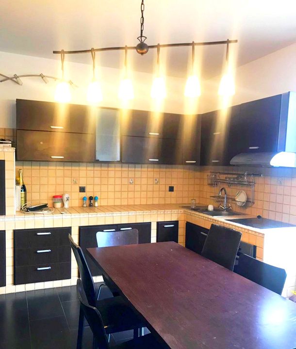 Casa D+P+E de inchiriat in Alba Iulia zona CETATE 350 mp si Teren 600 mp – fotografia 15 din 38