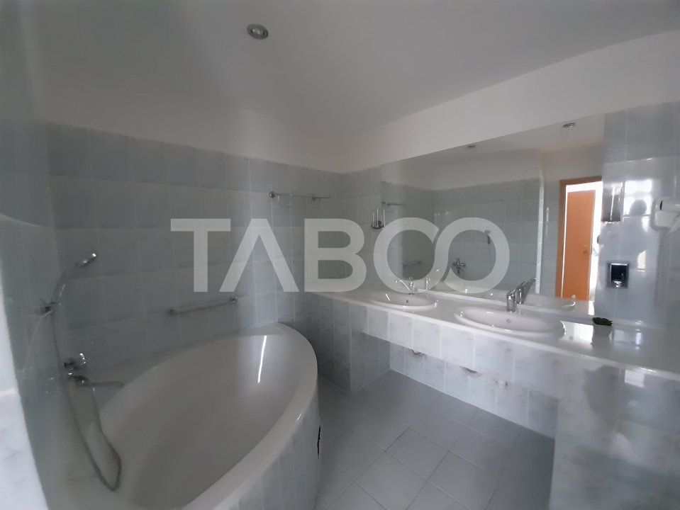 Spatiu comercial de 2760 mp de vanzare in Turnisor Sibiu Comision 0% – fotografia 16 din 27