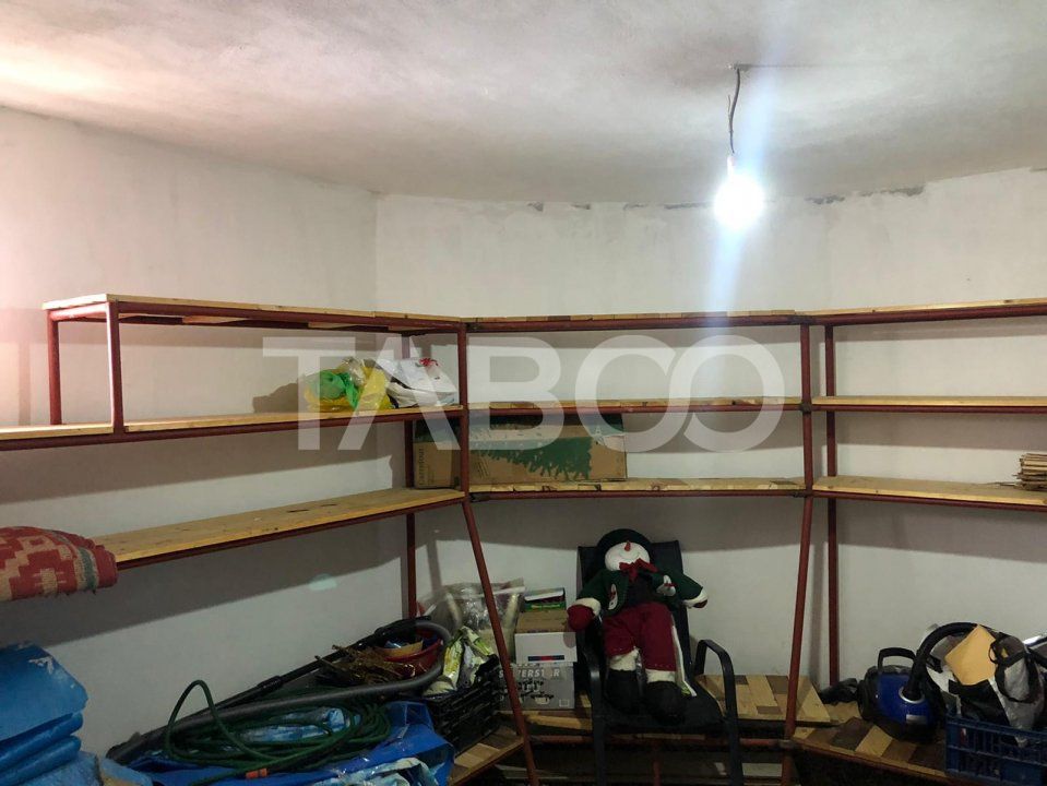 Casa individuala 7 camere cu 500 mp teren in Selimbar – fotografia 15 din 27