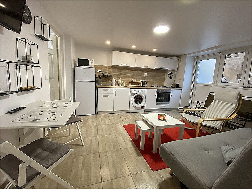Ultracentral Brașov | Studio cu terasă 25 mp & vedere Tâmpa | 0% comision – fotografia 4 din 12