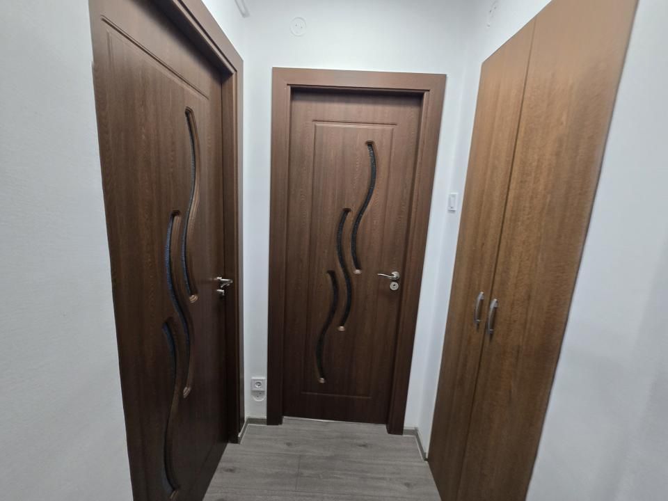 INCHIRIERE apartament 2 cam, modern, Nord-Cameliei – fotografia 17 din 21