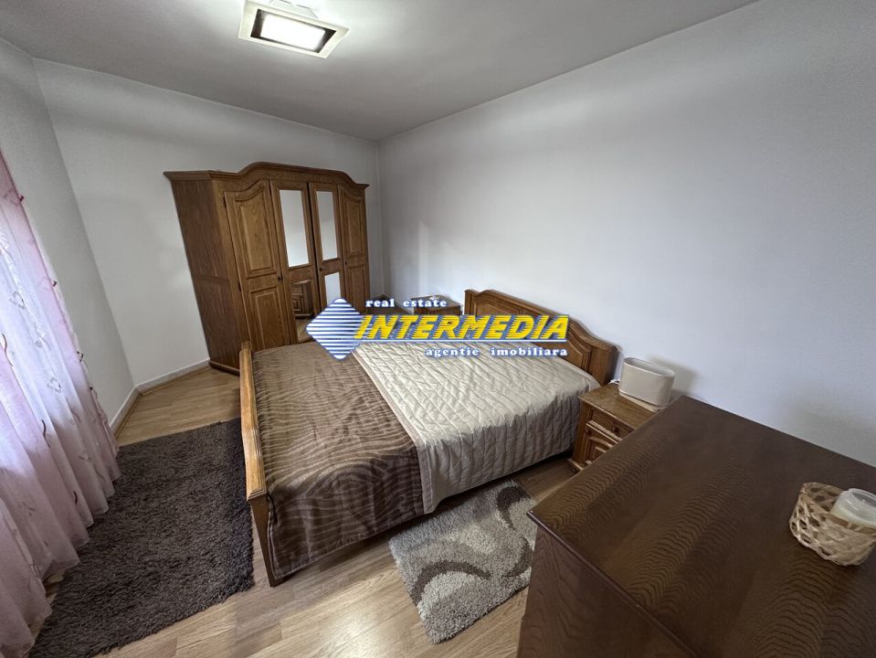 Casa 6 camere 300 mp utili de vanzare Centru cu spatiu comercial teren 400 mp – fotografia 2 din 17