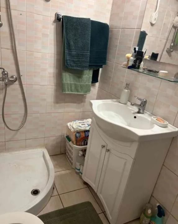 Casa de vanzare  5 camere  | IF- Pantelimon | Centrala | Curte 200mp – fotografia 7 din 11