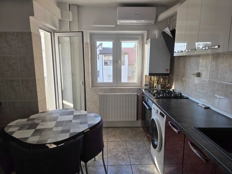 3 Camere de inchiriat | Cotroceni | 2 Bai | Centrala | Parcare | Metrou – fotografia 9 din 13