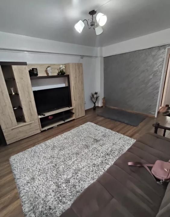 2 camere | Ultracentral | Etaj intermediar | Lift | Loc parcare | – fotografia 2 din 8