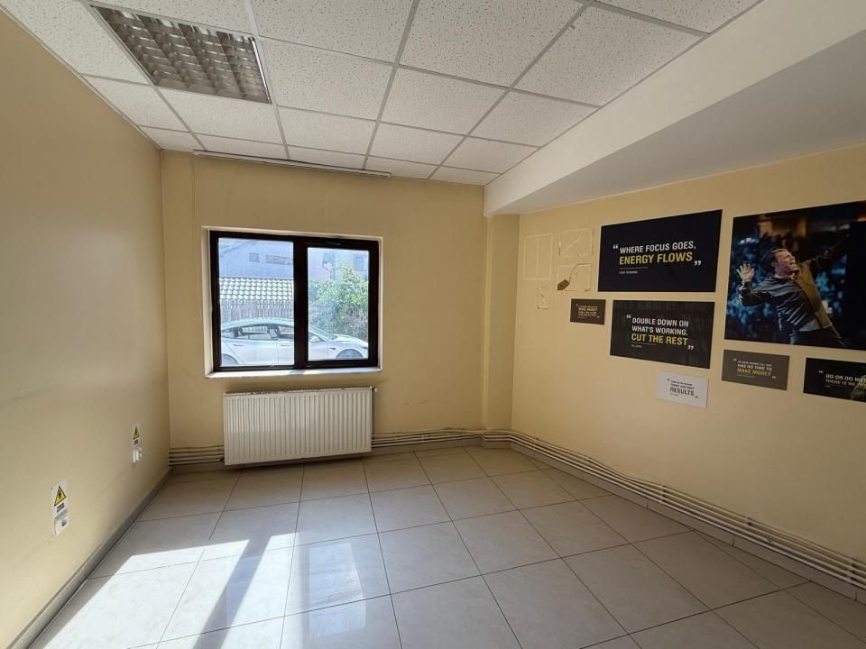 Spațiu Generos și Modern în Cartierul Găvana – Confort și Posibilități Nelimitat – fotografia 13 din 26