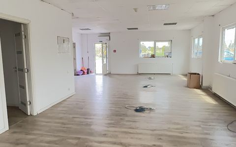 DEPOZIT 450 mp. Birouri Hala si TEREN Imprejmuit 4077 mp Asfalt - Utilitatile