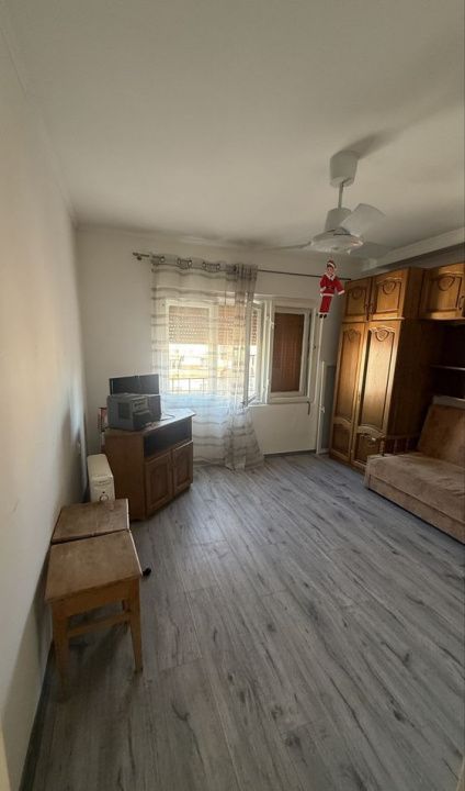GARSONIERA DE VANARE I MOBILATA I ZONA AMPOI I – fotografia 3 din 8