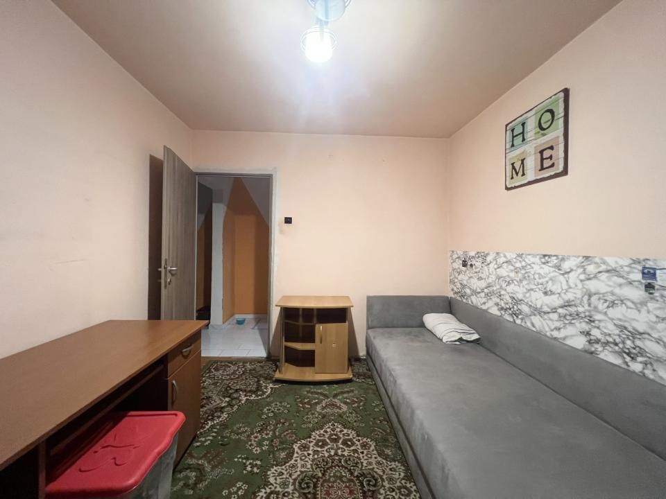Apartament cu 3 camere, 72mp utili, etaj 2, decomandat - zona Lunei – fotografia 4 din 12