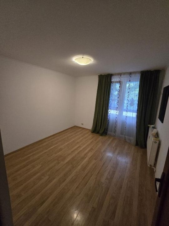 Apartament 3 camere -Titan – fotografia 1 din 11