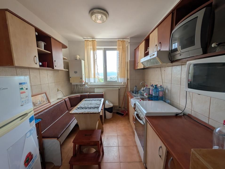 Apartament 3 camere Buhuși - Republicii Penny – fotografia 3 din 10