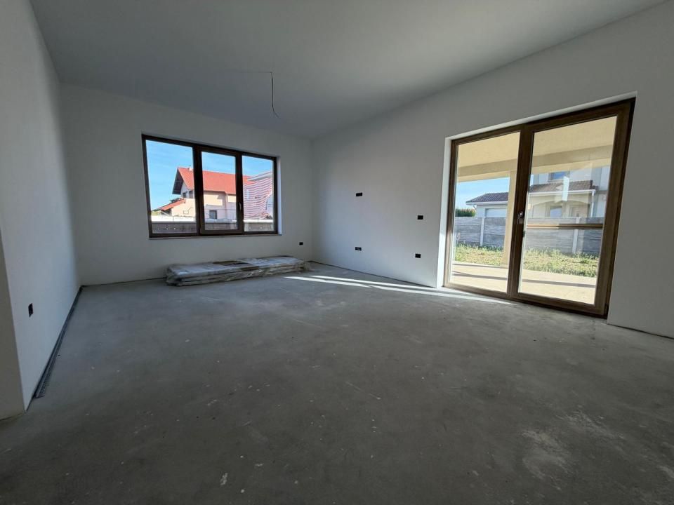 COMISION 0 | Casa individuala | Toate utilitatile | Curte generoasa | Garaj | – fotografia 5 din 18