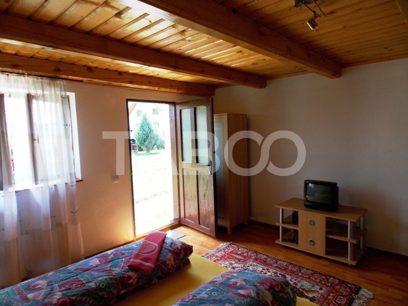 Pensiune de vanzare 13 camere si teren 3000 mp la cheie Comision 0% – fotografia 41 din 53