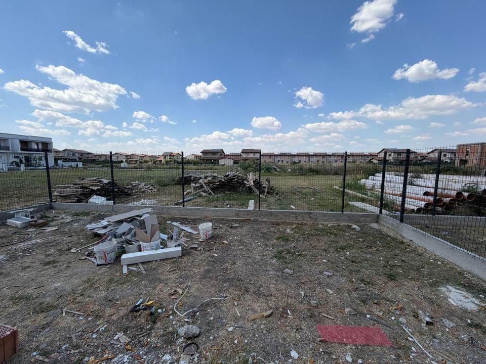 3 camere | 83 mp | Gradina proprie 50 mp | Bloc nou | dressing | 2 bai – fotografia 10 din 10