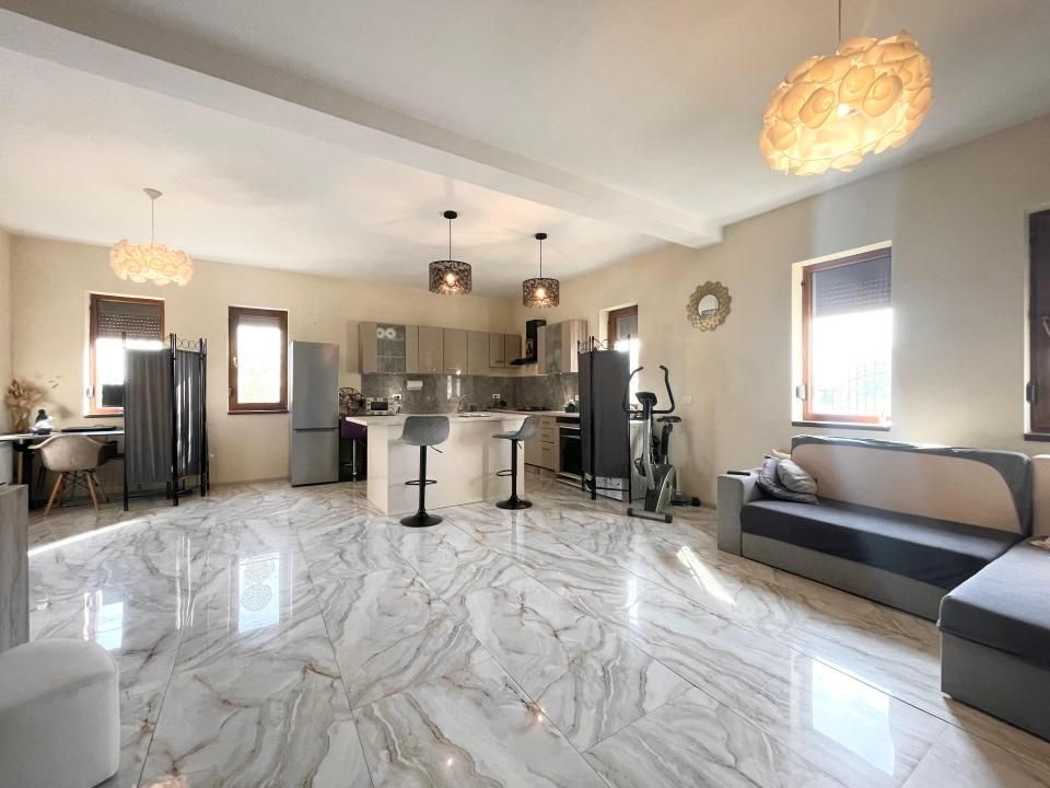 Casa Individuala mobilata, teren 694mp - Mosnita Noua – fotografia 5 din 14
