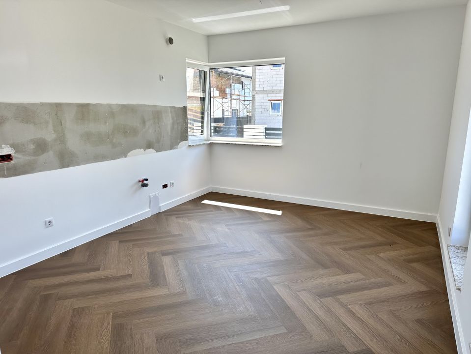 CASA NOUA I 120 MP UTILI I CETATE I FINISATA COMPLET I 4 CAMERE I 2 BAI I – fotografia 22 din 24
