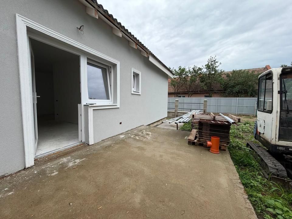 Duplex in Utvin | 3 camere | Toate utilitatile | Curte | Asfalt | – fotografia 11 din 13