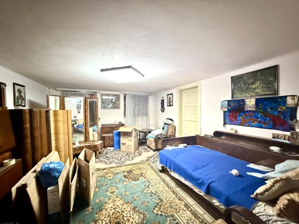 Apartament central, 2 camere, 56 mp utili, demisol - Zona Prefectura – fotografia 1 din 8