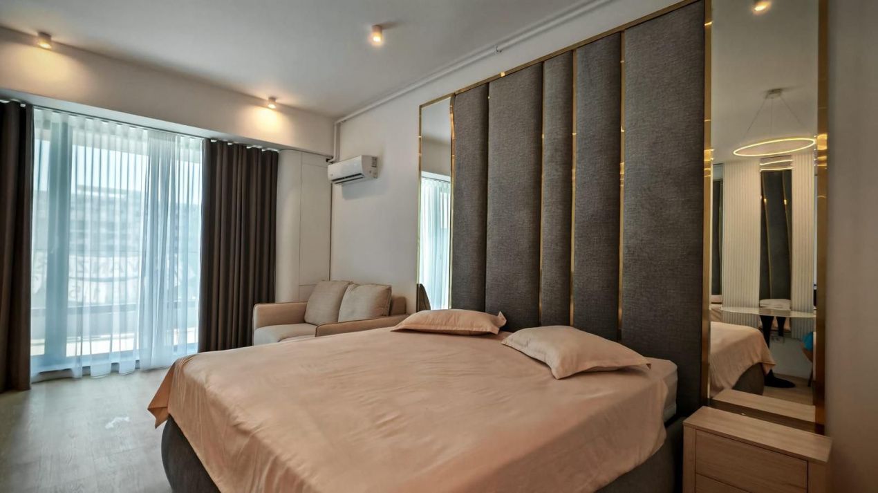 Studio spațios cu balcon mare și vedere laterală la mare în Tomis Vila – fotografia 10 din 15