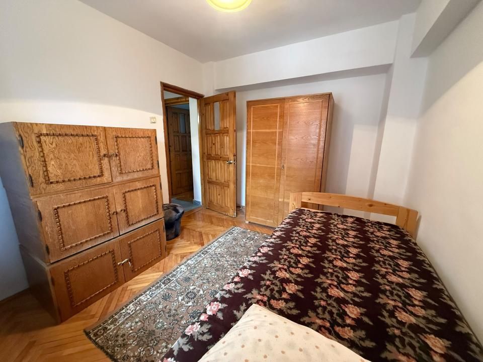 Apartament 3 camere, 64 mp, Cartierul Valea Rosie, Zona Biserica – fotografia 6 din 12