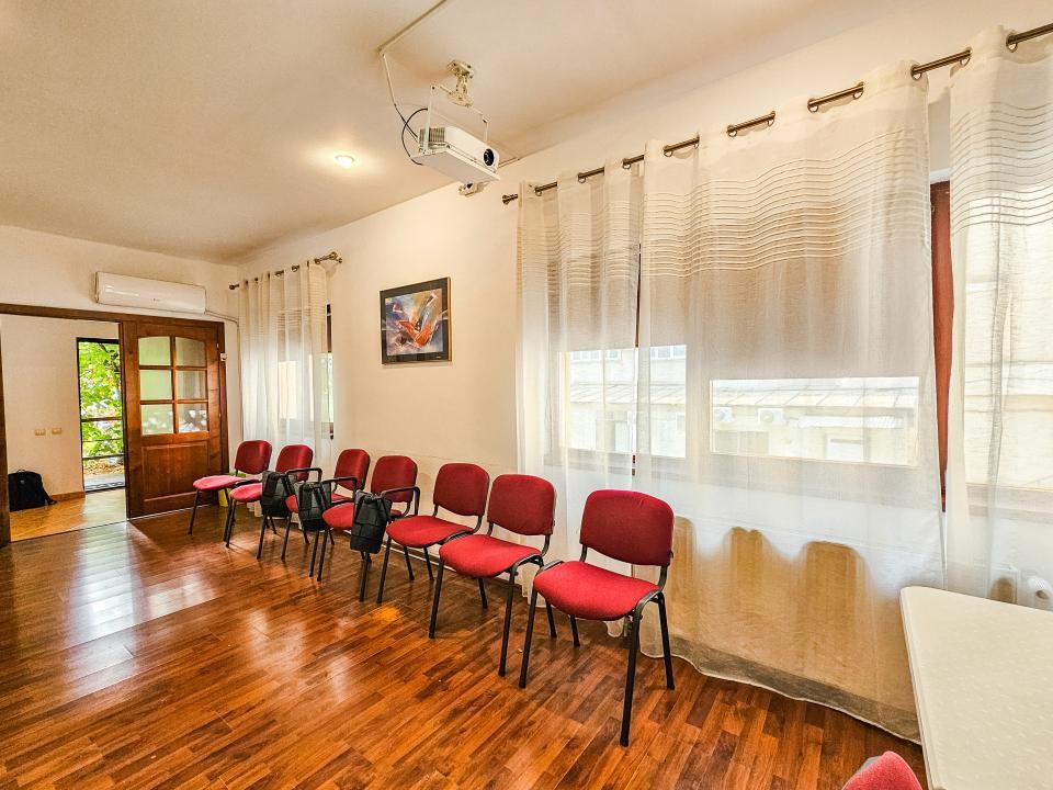 Spațiu 2 niveluri de închiriat, 80mp, vilă, zona Decebal, Piața Alba Iulia – fotografia 3 din 13