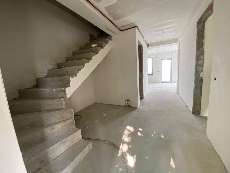 Direct dezvoltator – Duplex Pipera-Tunari, curte+P,5 cam.,4 bai, comision 0%! – fotografia 9 din 12