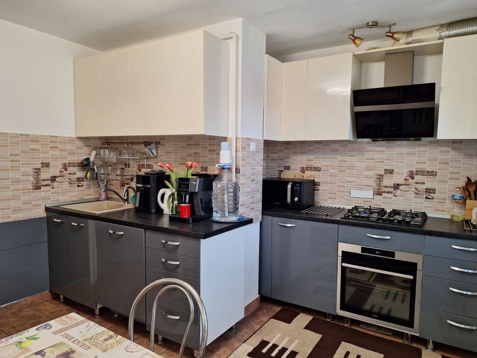 Apartament 4 camere, decomandat, 90 mp utili + 2 balcoane - Iulius Mall – fotografia 8 din 10