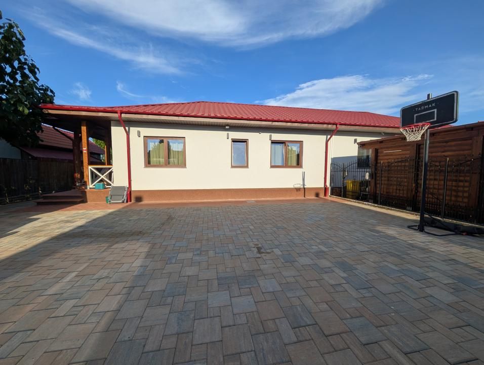 Casa noua Șerbănești, primul chirias- mobilata utilata – fotografia 1 din 12