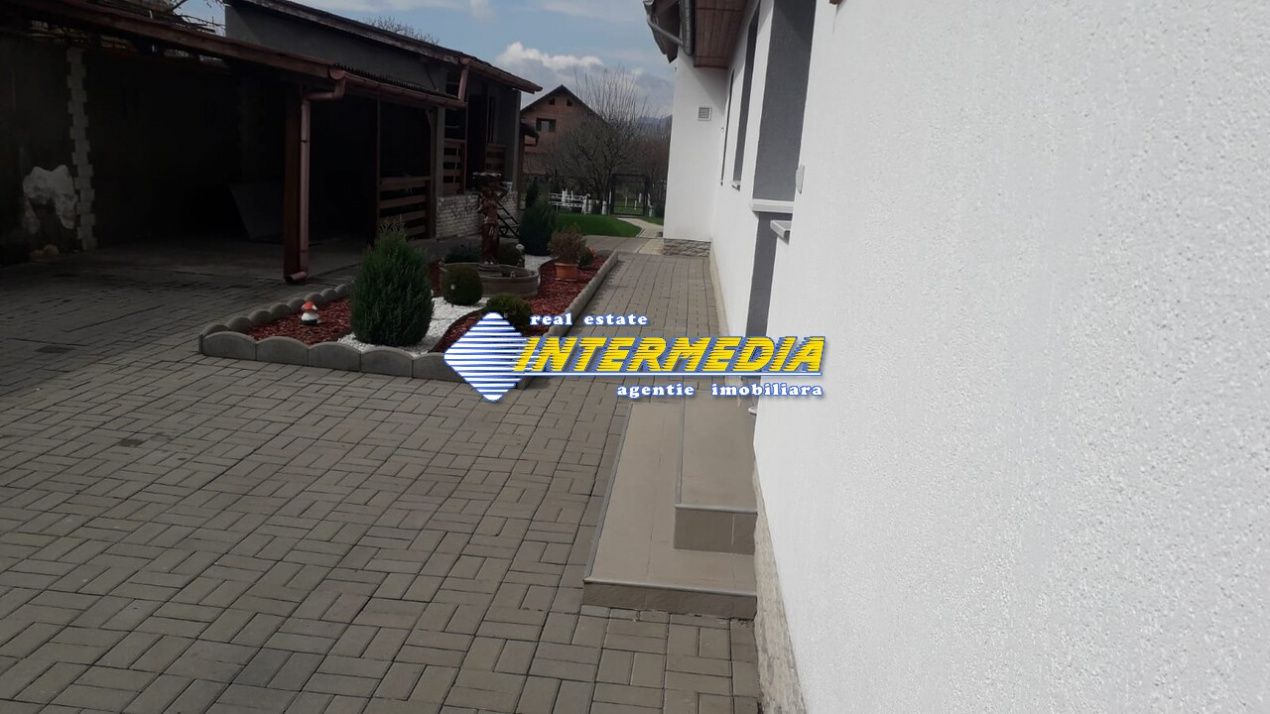 Casa de vanzare cu 5 camere si 1050 mp teren, Oarda de Jos, Alba Iulia – fotografia 3 din 9
