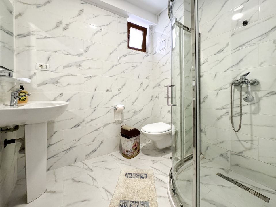 Pensiune de vanzare Costinesti, 26 camere duble, complet functionala – fotografia 16 din 28
