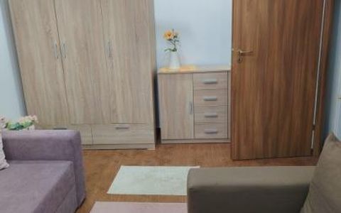 Garsoniera de vanzare | Basarabia | Metrou |Renovat | Bloc izolat 1982