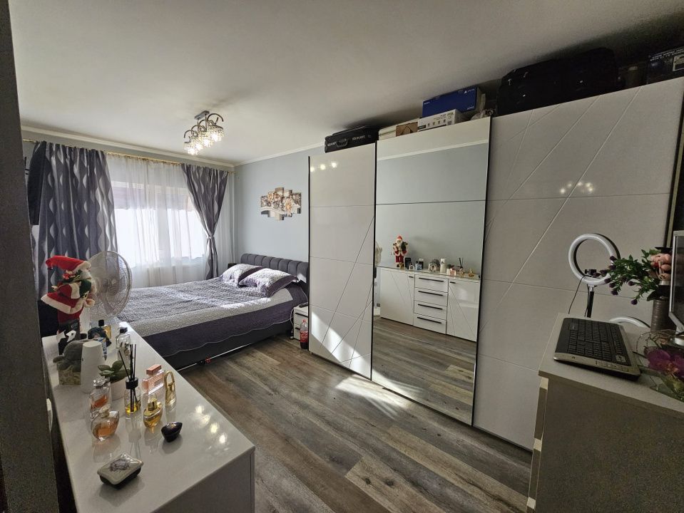 Apartament la cheie, 3 cam, 68mp + balcon, parcare inclusa,Str Eroilor, Floresti – fotografia 3 din 13