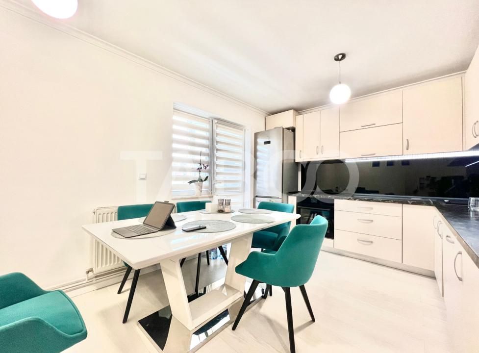 Apartament cu 3 camere 2 balcoane in Grigorescu izolat cu lift si boxa – fotografia 3 din 12