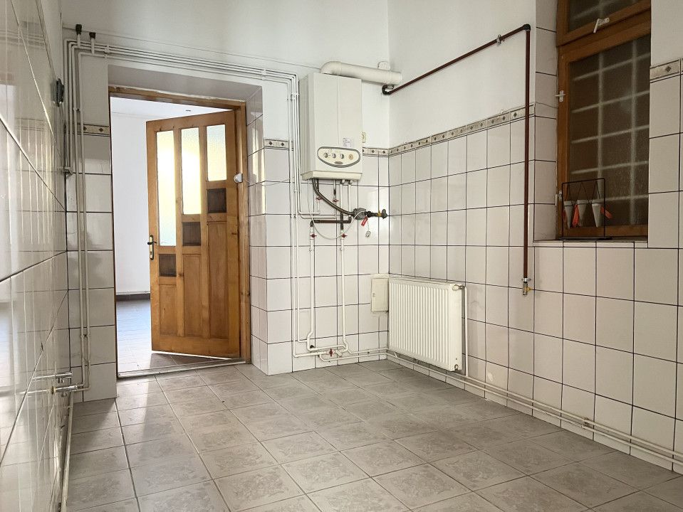 Apartament 3 camere, 93mp Utili, Terasa 9mp, parter - Iosefin – fotografia 5 din 11